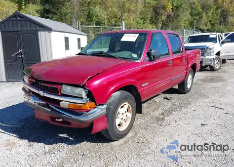 2001 Chevrolet S-10 Ls из США, поврежденный, VIN 1GCDT13W11K232319